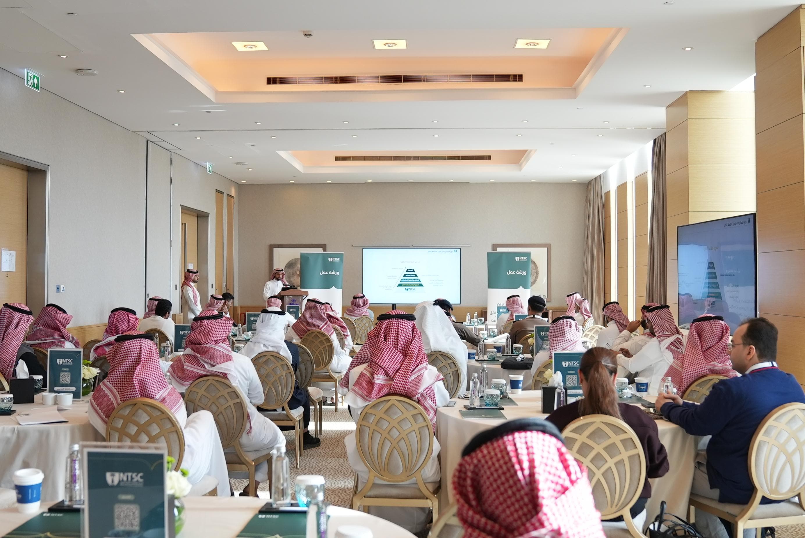 المركز الوطني لسلامة النقل يعقد ورشة عمل لرفع كفاءة الإبلاغ عن الحوادث والوقائع