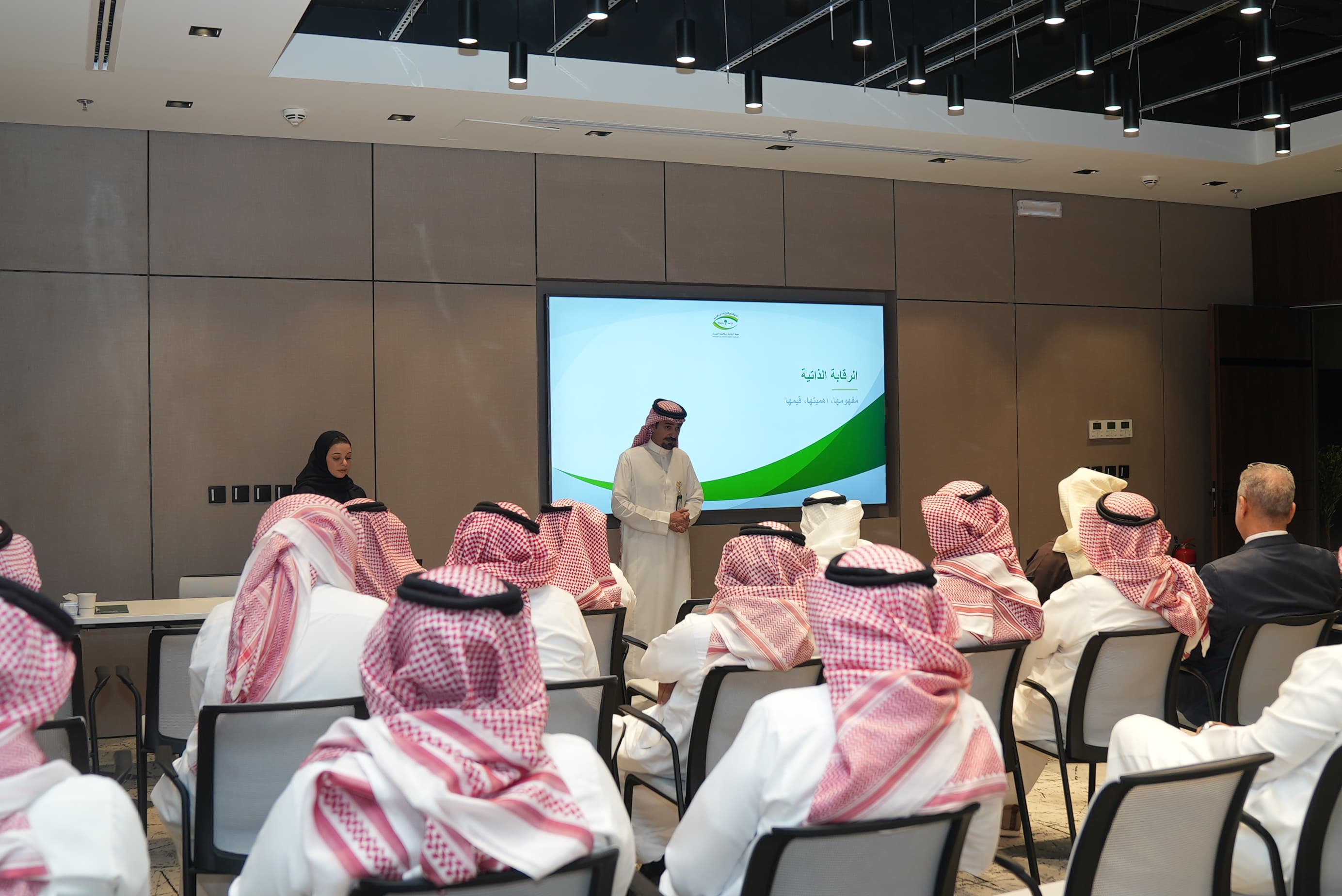 المركز الوطني لسلامة النقل يقيم ورشة عمل لتعزيز الرقابة الذاتية والنزاهة
