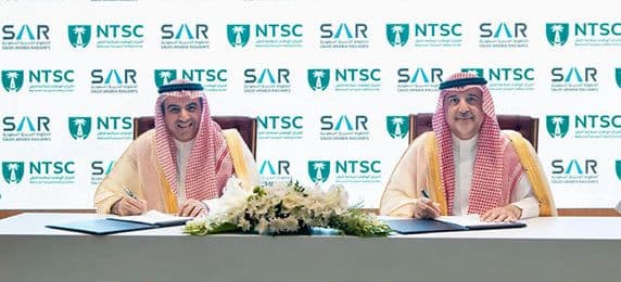 المركز الوطني لسلامة النقل يوقع مذكرة تعاون مع "سار" لتعزيز مستويات السلامة في السكك الحديدية